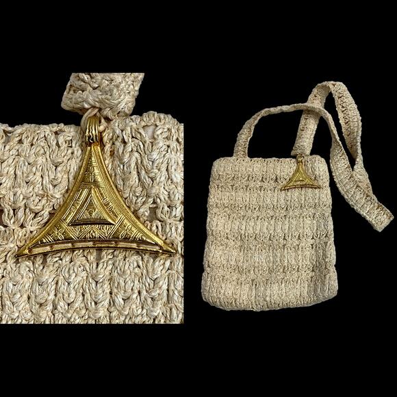 70s Sharif Woven Raffia Shoulder Bag w Large Gold Medallion | ITALY - Picture 1 of 9